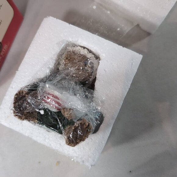 M&M's Boyds Bears Bearstone Collection 2006 Christmas Santa Figure 91906 NEW - Picture 8 of 9